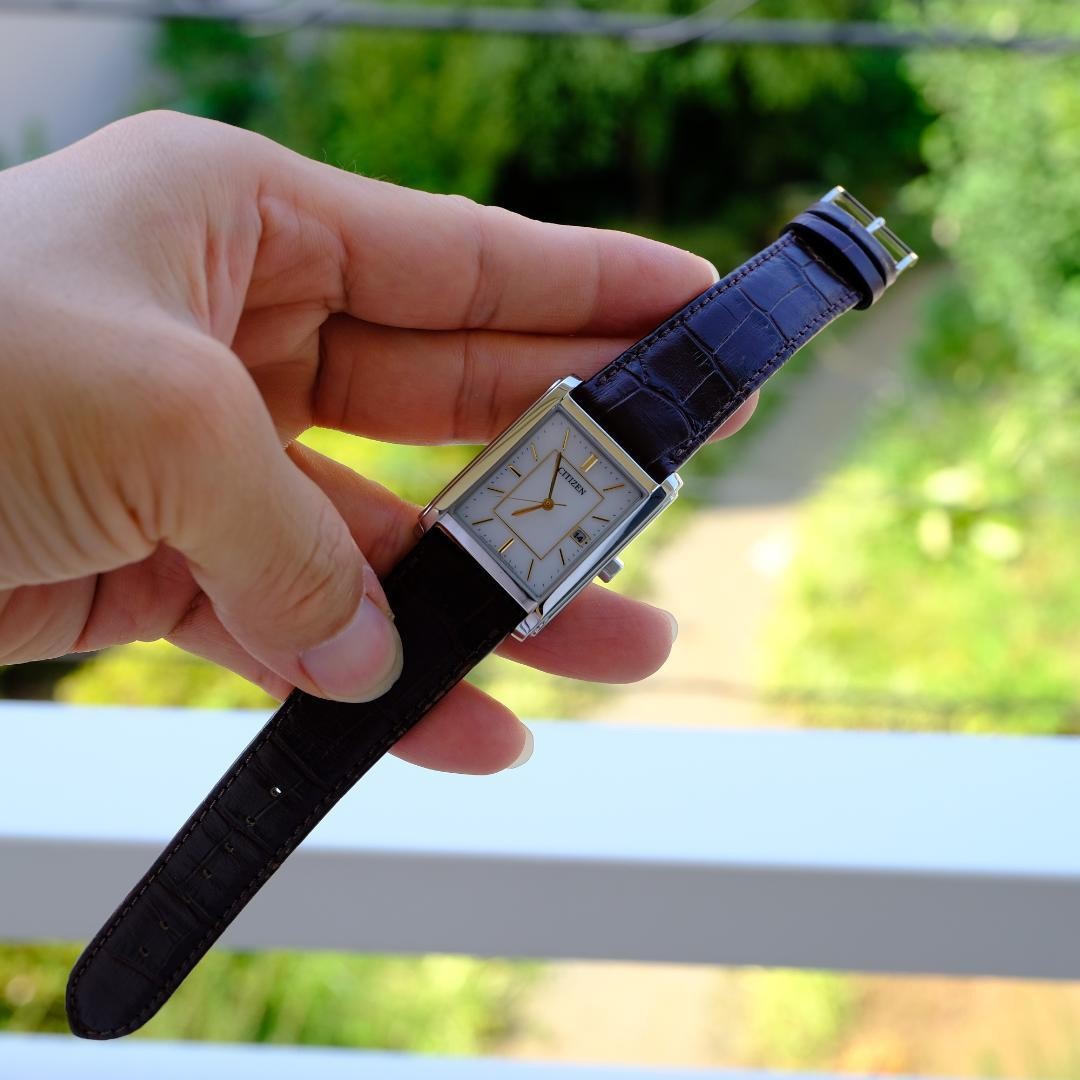 Citizen Tank Eco Drive Rectangular Wristwatch Tim… - image 6