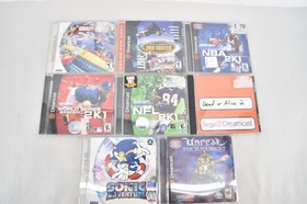 Sega Dreamcast W/2 Controllers , Memory Card & 8 Games Tested & Working (B0351G)