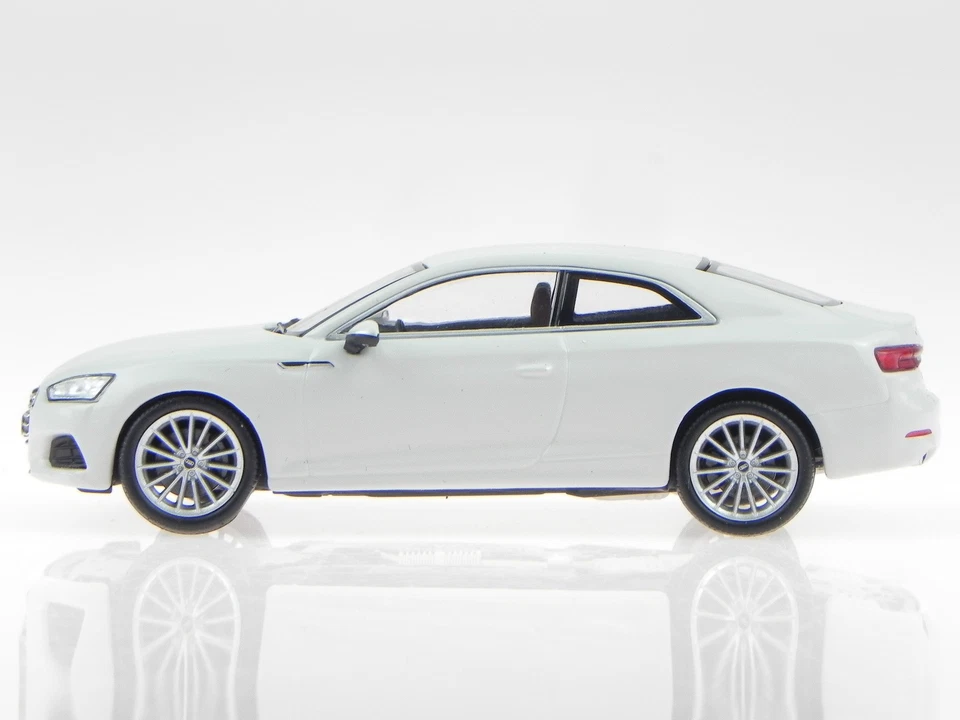 Audi A5 Coupe gletscher white diecast modelcar 5431 Spark 1:43 - Image 2 of 4