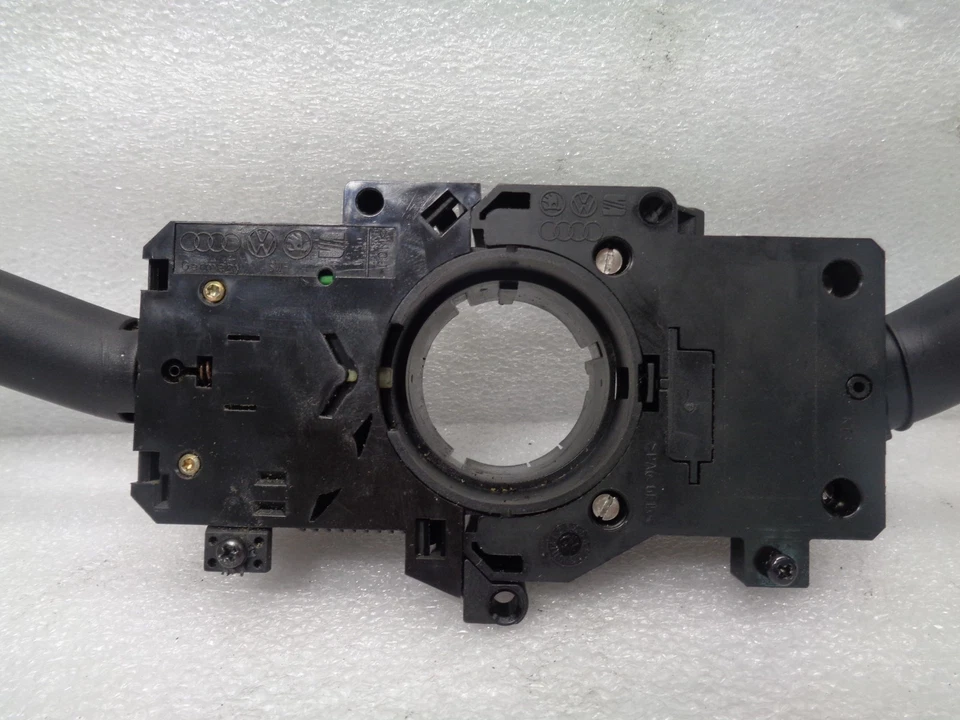 1998-2000 Volkswagen Passat Steering Column Wiper Turn Switches OEM DE811104 - Image 3 of 4