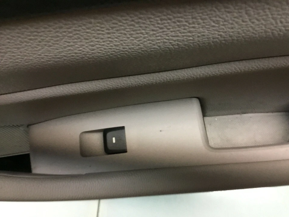 ⭐ 15-17 Hyundai Sonata Sport Interior Rear Right Door Trim Panel OEM E - Image 3 of 4