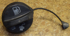 2002 Saturn Sc2 Sc 2 S Series Fuel Gas Tank Lid Cap Cover Panel 02 2002 Saturn Sc2 Sc 2 S Series Fuel Gas Tank Lid Cap Cover Panel 02