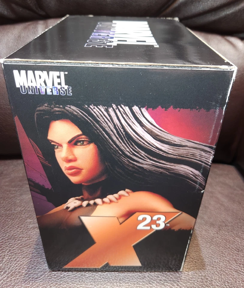 2006 X-23 Bust Marvel Universe Art Asylum 409/2500 Diamond Select NIP Tom Snyder — 第 2/4 张图片