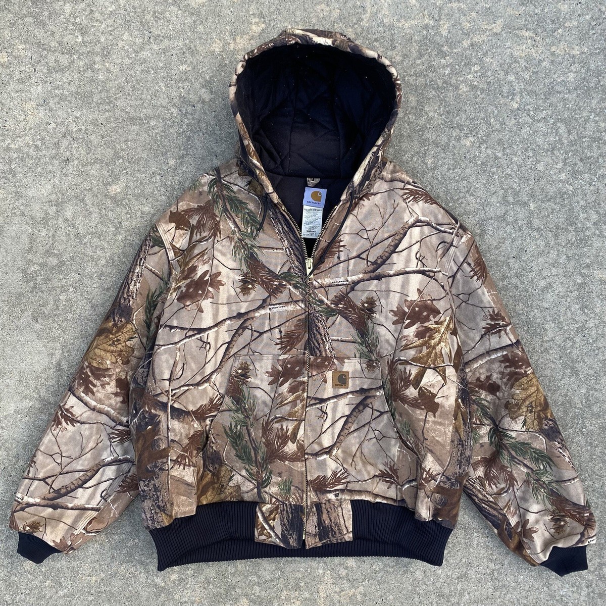 Vintage Carhartt Made USA Realtree Camo Hooded Work Jacket Vintage Carhartt Made USA Realtree Camo Hooded Work Jacket