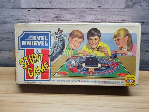 VINTAGE 1974 EVEL KNIEVEL STUNT GAME - MOTORCYCLE - IDEAL TOYS - READ DESCRIP