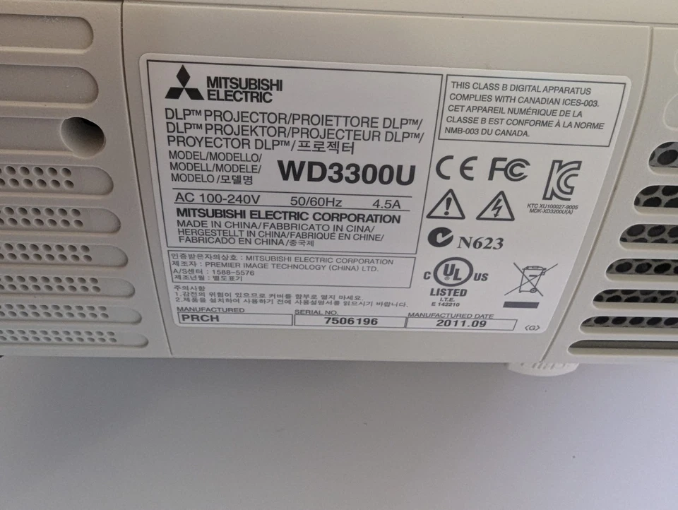 Mitsubishi WD3300U DLP Projector 4000 ANSI Conference Room HD HDMI - Image 2 of 4