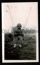 ADORABLE BABY IN BACKYARD BABY SWING OLD/VINTAGE PHOTO- G460