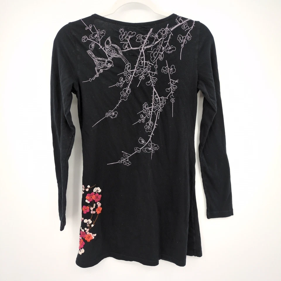 Johnny Was LA Embroidered Floral Bird Top Ruffle Henley Black XS Boho Festival - Image 3 of 4