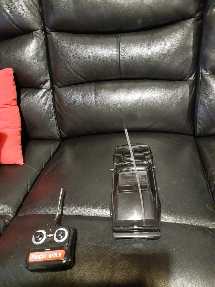 Hitari Knight Rider Remote Control And Scanner Lights And Sounds Car - Image 4 of 4