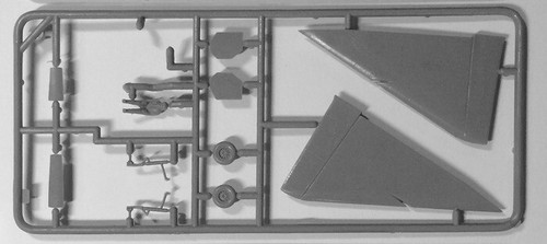 Kit Modelo Plástico 1/72 Multirole Fighter Mirage III E Eastern Express 72282 - Imagen 4 de 11
