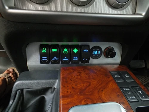 GU Patrol Series 4 -on Switch Panel 5 ARB Carling style Switches and 2 socket