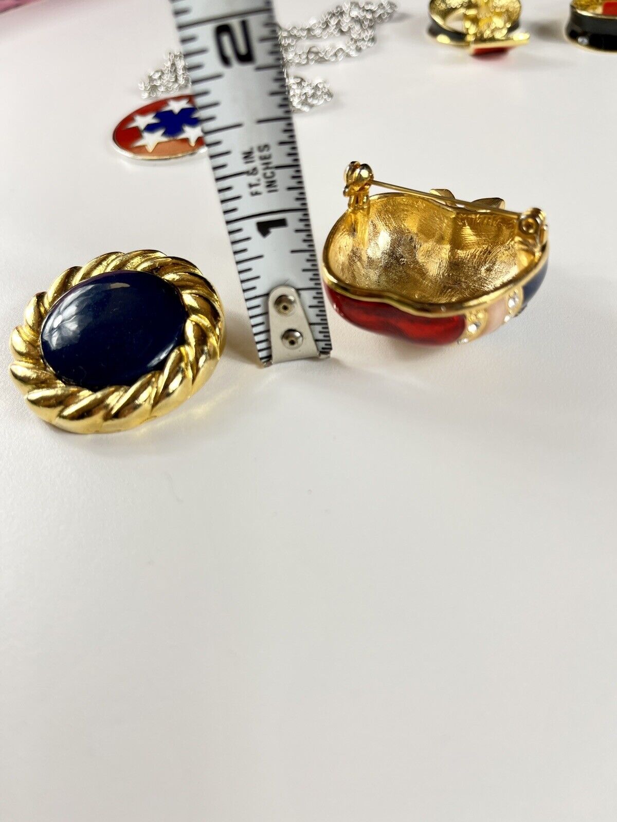 VINTAGE Red White Blue gold JEWELRY LOT BROOCH CL… - image 23