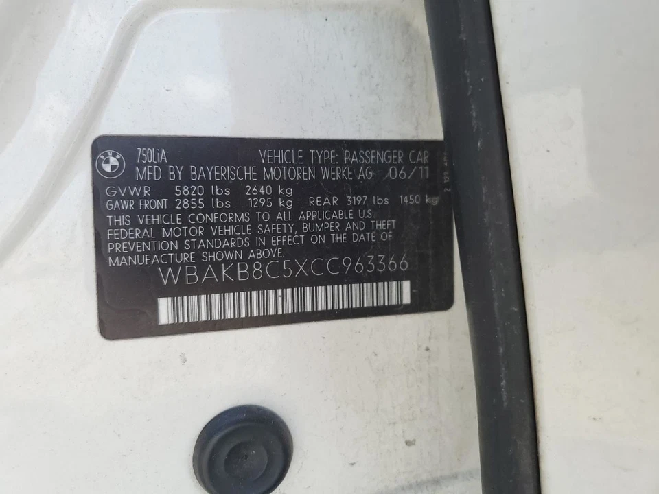 (LOCAL PICKUP ONLY) Fuel Tank Fits 09-15 BMW 750i 2591283 - Image 2 of 4
