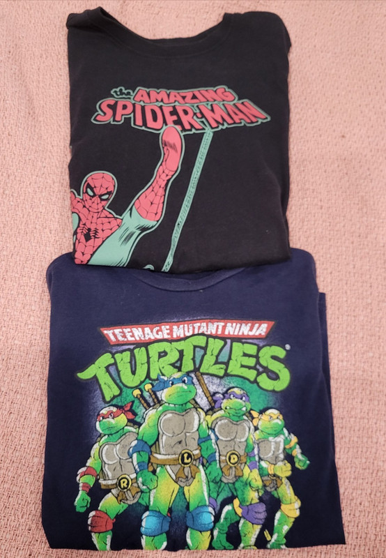 Nickelodeon Lot 2 Black Graphic Crewneck T-Shirts M TMNT & Spider-Man