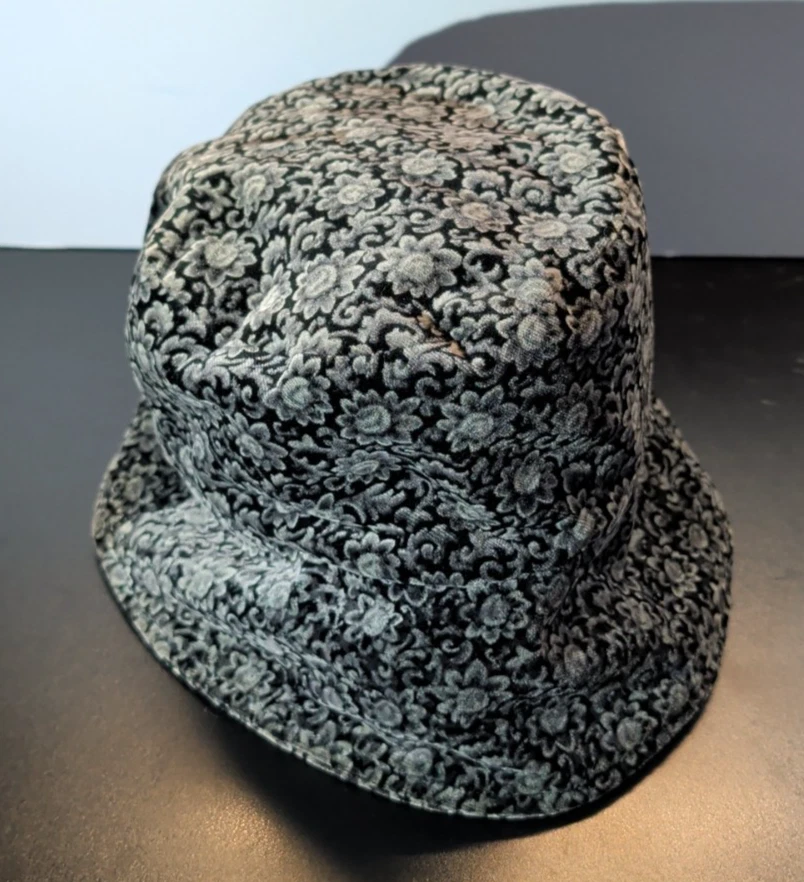 VTG 90s Neckworks Bucket Hat Black Floral Velvet Polartec Fleece Lined USA