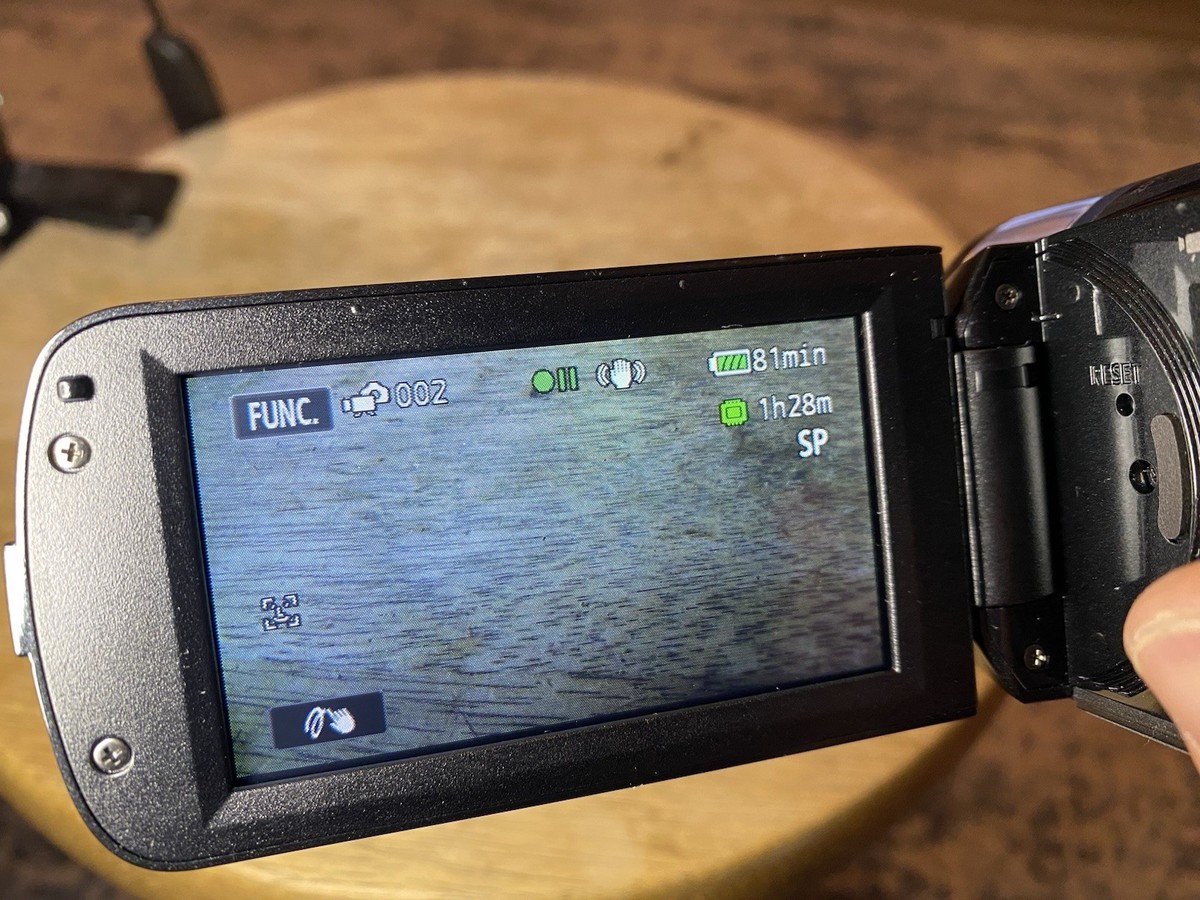 Canon Vixia HF R20 8GB 20x Zoom Compact Digital Camcorder TESTED