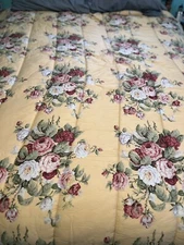 Ralph Lauren Home Kathleen Full/Queen Comforter Beautiful!