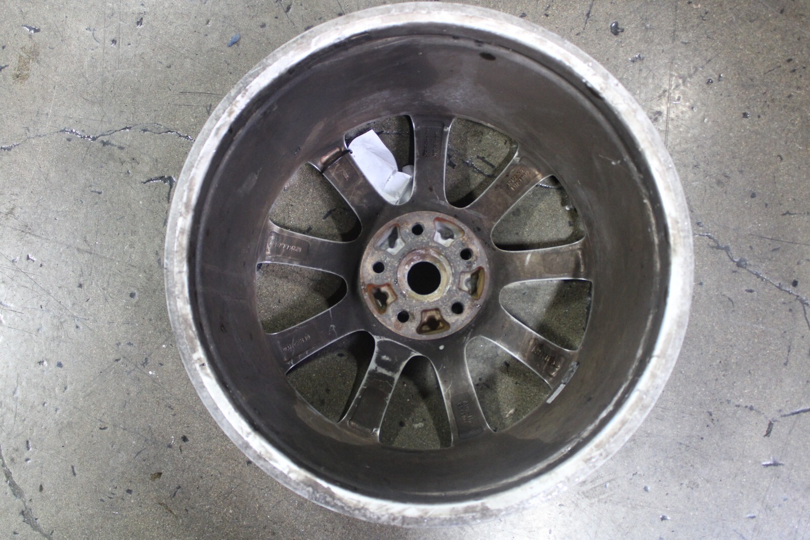 Maserati Quattroporte, Rear Wheel, Curb Rash, Used, P/N 82380806