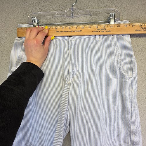 IZOD Shorts Mens 32 Blue White Flat Front Striped Seersucker Crepe Golf Sports - Picture 5 of 10