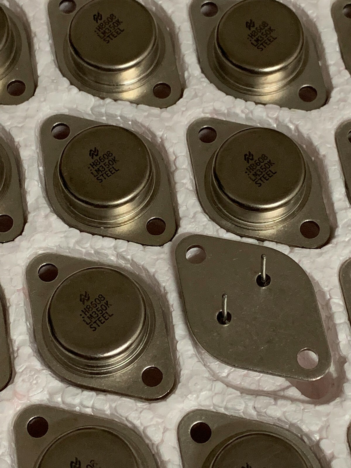 Sell THF-51s 2SK182ES NEW NOS TO-79 SIT V-FET, from Japan Sell THF-51s 2SK182ES NEW NOS TO-79 SIT V-FET, from Japan