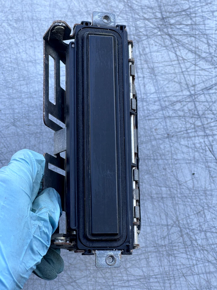 1998 MERCEDES-BENZ S320 W140 REAR TRUNK RELEASE VACUUM HANDLE LATCH ACTUATOR OEM - Image 3 of 4