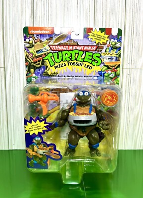 2022 Playmates Teenage Mutant Ninja Turtles - Classic Pizza Tossin