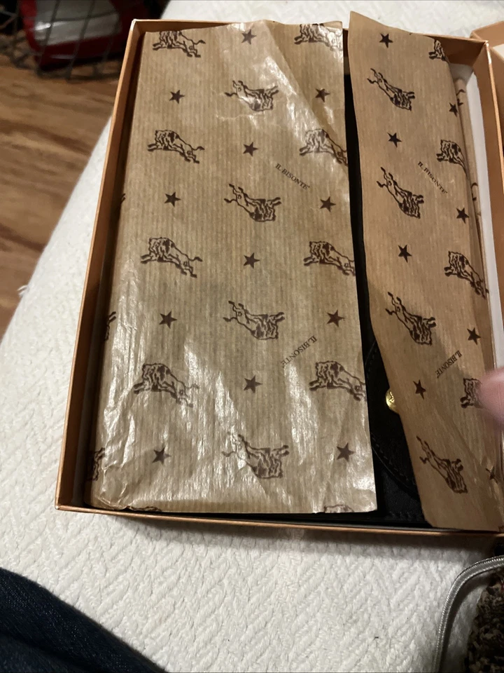 IL BISONTE Notebook Cover Leather Logo 13×9cm New In Box With Cover Bag - Image 2 of 4