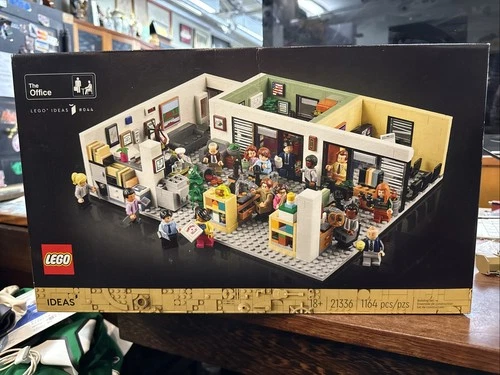 New LEGO THE OFFICE Set 21336 Dunder Mifflin Scranton Building - Sealed
