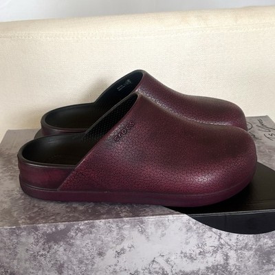 Crocs Dylan Burnished Clogs Dark Cherry Red Womens Size 6 Mens 4 Mule