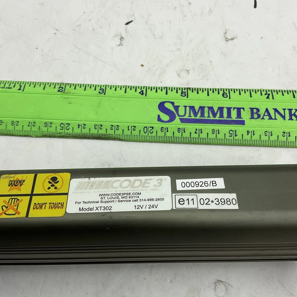 CODE 3 XT302 TWO LIGHTHEAD UNIT 12/24V AMBER/AMBER LEDS - XT302AA Tested 👍👍 - Image 4 of 4