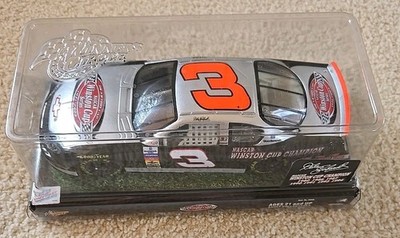 Winston Cup Dale Earnhardt 2003 Goodwrench 7 time Champion NASCAR 1:24