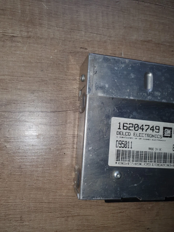 Centralina motore originale Opel Corsa B S93 modulo 16204749GK - Immagine 2 di 4