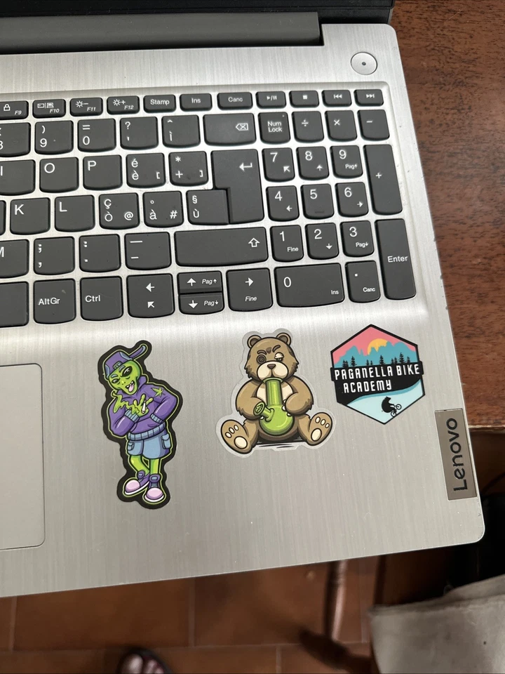 LENOVO IdeaPad 3  15IGL05.  RAM 4GB Intel(R) Celeron(R) N4020 CPU @ 1.10GHz - Immagine 4 di 4