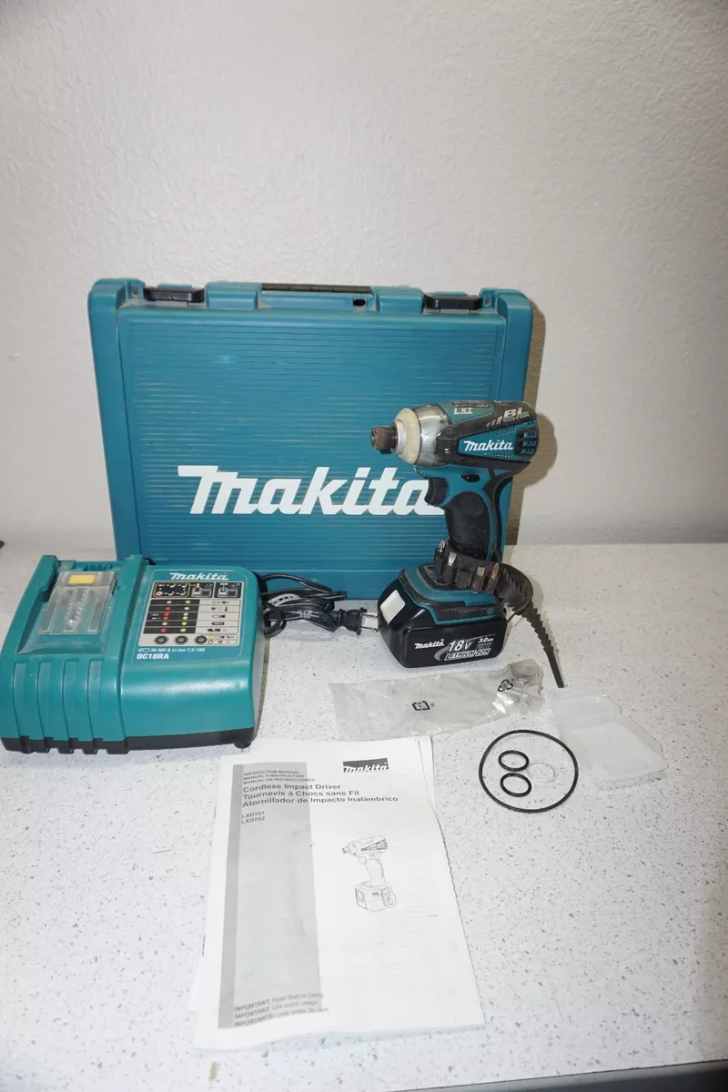 Makita LxdT01 Impact Driver w charger and travel case eBay