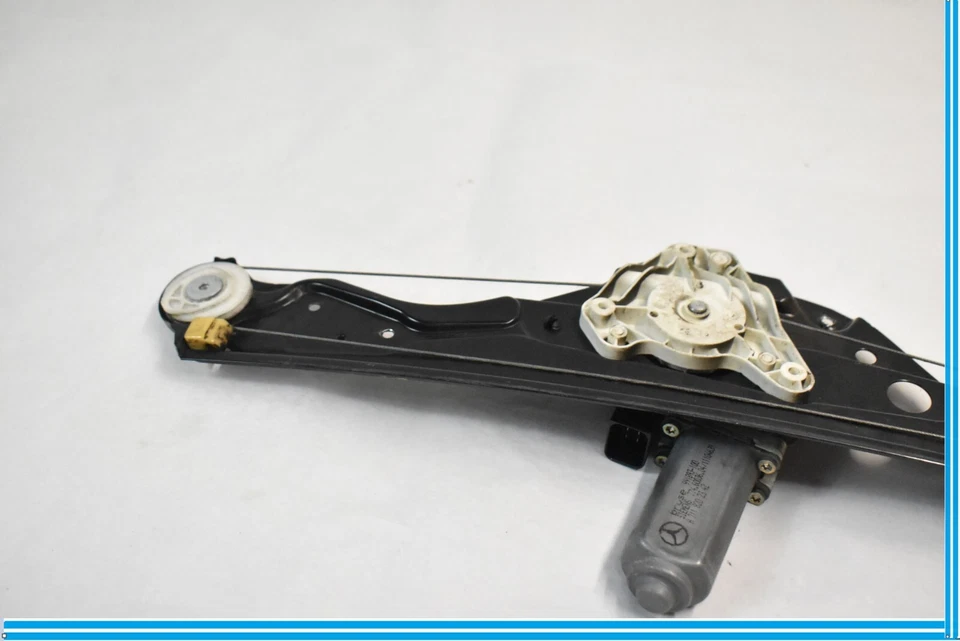 03-09 Mercedes W211 E350 E550 Rear Left Driver Side Window Regulator Motor OEM - Image 3 of 4
