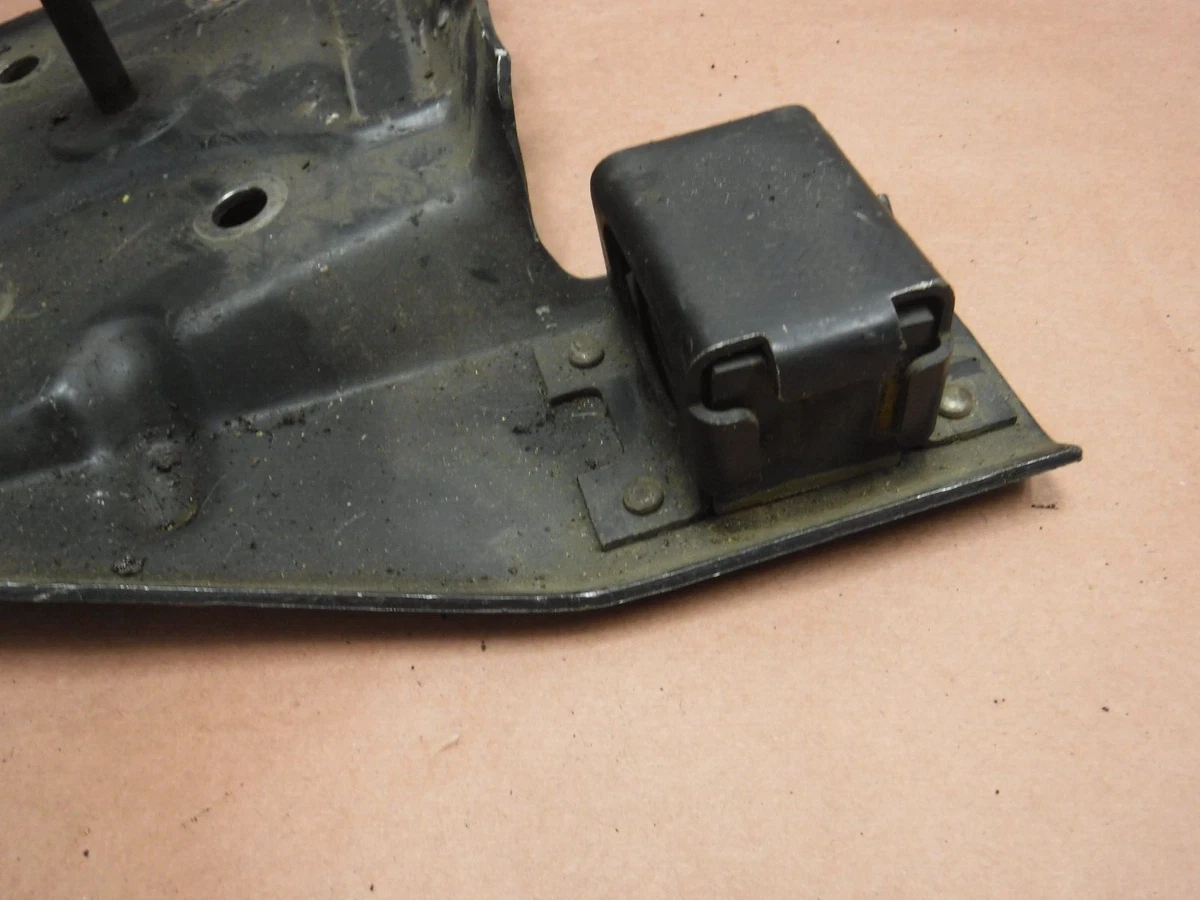 Jeep Cherokee XJ 87-90 4.0 6 Cyl Manual Transmission Mount Peugeot.