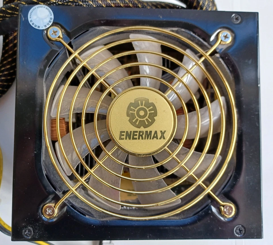 ENERMAX PRO82+ EPR385AWT 385W ATX12 Ver.2.3 80 PLUS Bronze Cert. Power Supply - Image 3 of 4