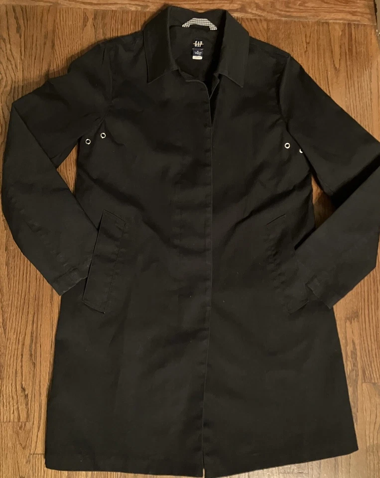 Gabardina GAP para mujer mediana negra de lona de algodón sin forro bolsillos ventilados botones Foto 3 de 4