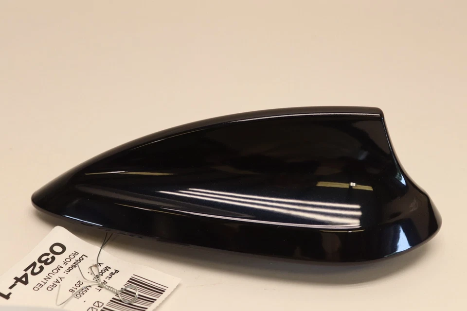 2018-2022 BMW M550I G30 ROOF MOUNTED RADIO ANTENNA SHARK FIN OEM - Image 2 of 4