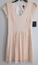 Heartsoul Lace Lace Fit/Flare Dress Keyhole Back Peach Junior's SMALL NWT! (CB5)