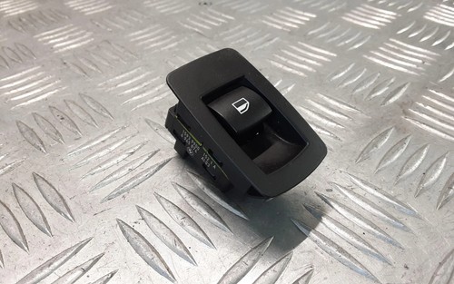 BMW X5 E70 Schalter für Fensterheber hinten rechts 6945874 3.00 Diesel 28417325