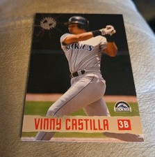 VINNY CASTILLA 1996 TOPPS STADIUM CLUB MEMBERS ONLY BASEBALL CARD # 9 D5572