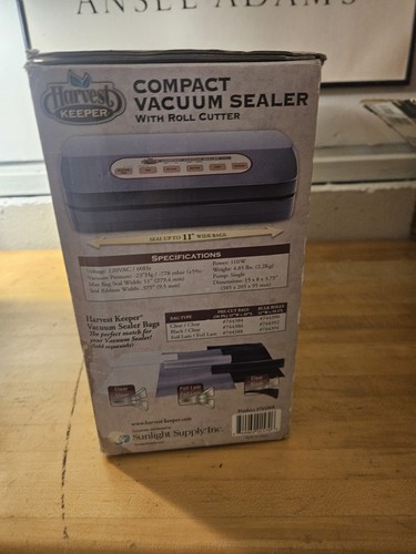 Harvest Keeper Vacuum Sealer 744368 Cutter Roll Used Great Condition With Bags - Picture 10 of 10