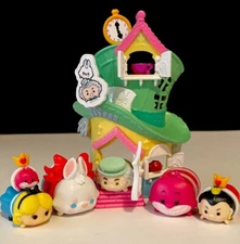Disney Tsum Tsum MAD HATTER HAT SHOP Play Set *Alice In Wonderland* Vinyl Figure