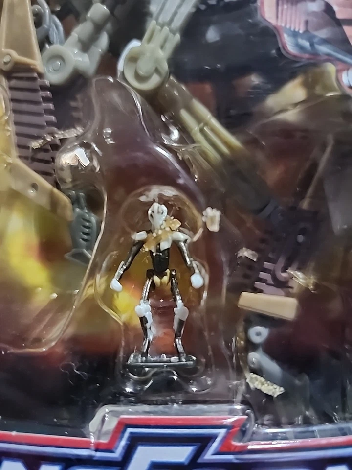 Star Wars/Transformers Crossover General Grevous Wheel Bike Action Figure  - Image 4 of 4