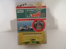Ertl Diecast Superstock Race Car Mt Dew 11 Darrel Waltrip 1981 MOC
