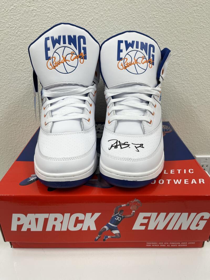 PATRICK EWING SIGNED SNEAKERS 11.5 KNICKS AUTHENTIC