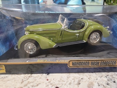 Ricko 1/18 Scale Diecast - 32108 Wanderer W25K Roadster 1936 Green