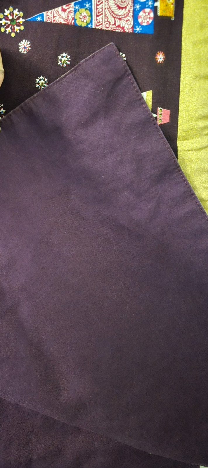 World Market Whimsical Trees Snowflakes Plum w/Gold Trim Christmas Table Runner