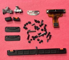   ORIGINAL Apple MacBook Pro 15" A1286 2008 SCREW SET AND BRACKET